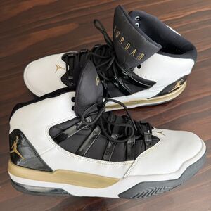 Size 13 - Nike Air Jordan Max Aura White Black Gold AQ9084-107 Men's Shoes